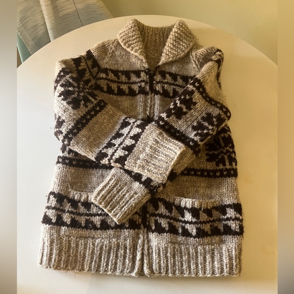 Authentic Wool Cowichan Sweater/Jacket - Picture 3 of 5